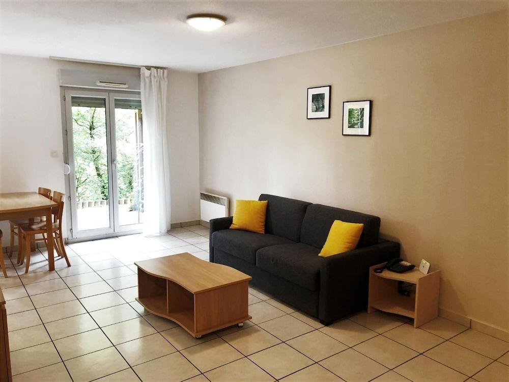 Garden & City Lyon - Lissieu ภายนอก รูปภาพ