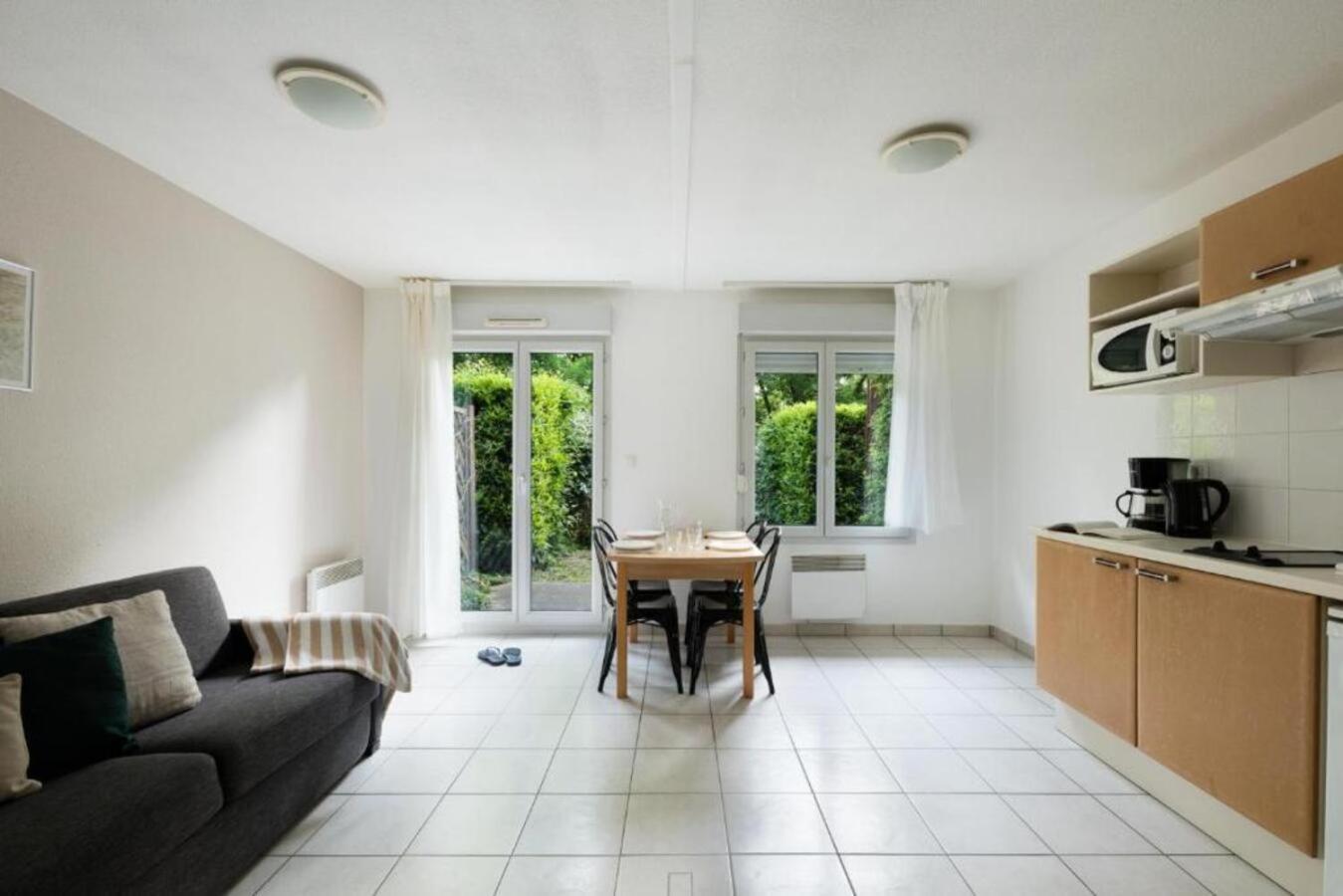 Garden & City Lyon - Lissieu ภายนอก รูปภาพ